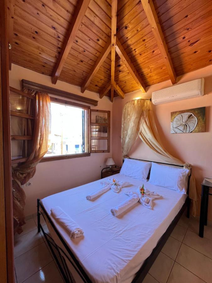 Appartement Ηλιοβασίλεμα à Élaphonèse Extérieur photo